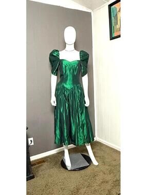 1980's Emerald Iridescent Taffeta Party Dress Puff Sleeve Princess Waist XS-S
